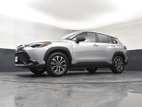 Used 2024 Toyota Corolla Cross AWD Hybrid image 21