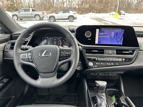 Used 2024 Lexus ES 350 w/ Premium Package image 13