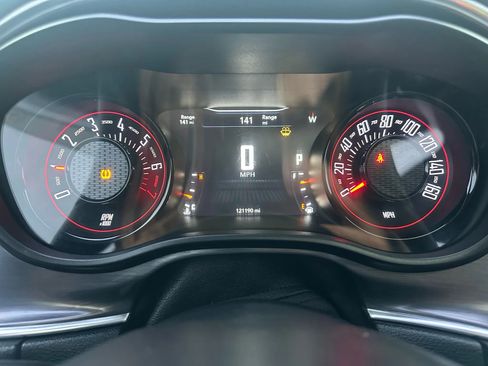 Used 2016 Dodge Challenger SXT Plus image 13