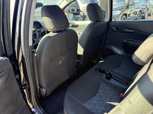 Used 2021 Chevrolet Spark LT image 9