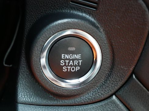 Certified 2025 Subaru Outback Premium image 28