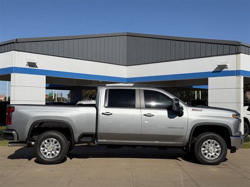 New 2026 Chevrolet Silverado 2500 LT w/ All Star Edition image 5