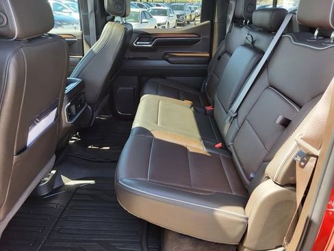 Used 2024 GMC Sierra 1500 Denali w/ Denali Reserve Package image 11