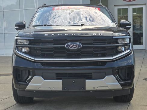 Used 2025 Ford Expedition Max Platinum AWD/4WD image 8
