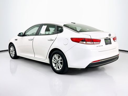 Used 2016 Kia Optima LX image 5