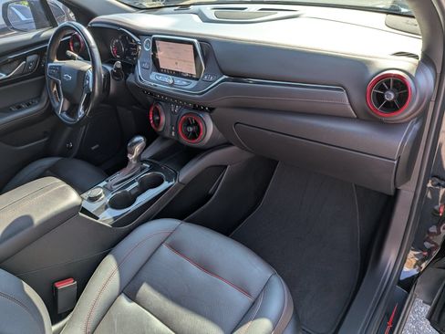 Used 2022 Chevrolet Blazer RS w/ Enhanced Convenience Package FWD image 40