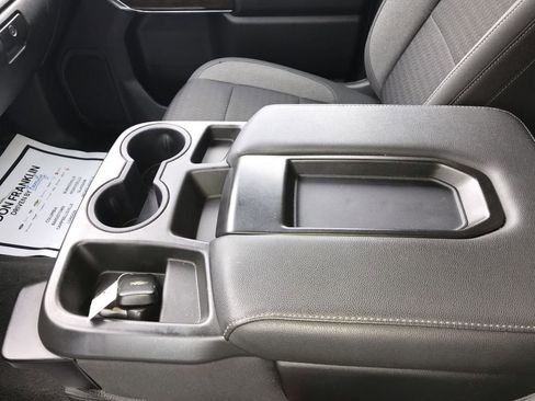 Used 2022 Chevrolet Silverado 2500 LT w/ Convenience Package image 19