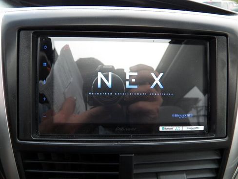 Used 2011 Subaru Forester 2.5X Limited image 18