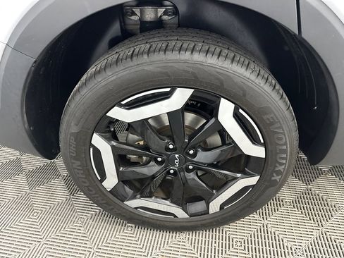 Used 2023 Kia Telluride S w/ S Sunroof Package FWD image 18