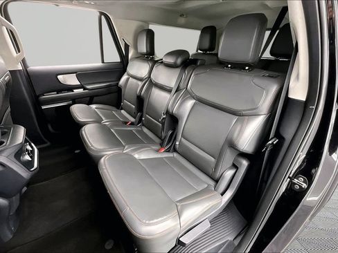 Used 2025 Ford Expedition Max Active AWD/4WD image 26