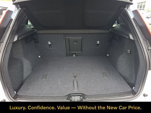 Certified 2026 Volvo XC40 B5 Plus w/ Protection Package Premier AWD/4WD image 29