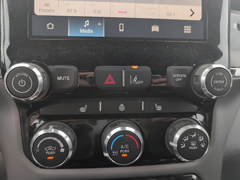 Used 2025 RAM 1500 Big Horn AWD/4WD image 20