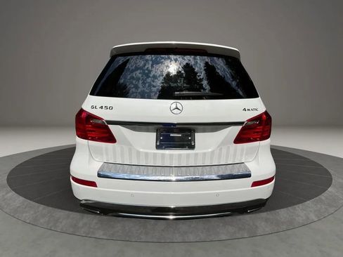 Used 2015 Mercedes-Benz GL 450 4MATIC image 4