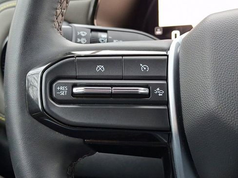 Used 2024 Chevrolet Colorado ZR2 w/ Safety Package image 23