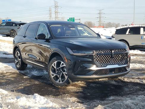 New 2026 Lincoln Nautilus Premier image 1