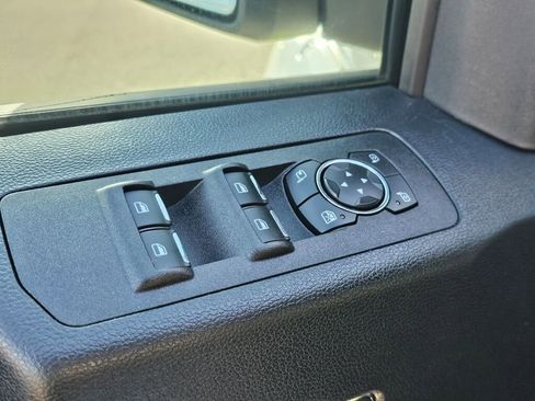 Used 2019 Ford F150 Lariat AWD/4WD image 19
