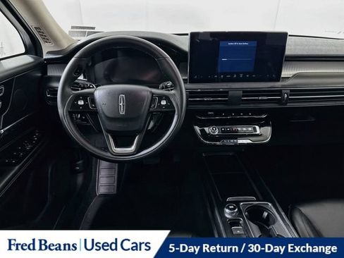 Certified 2024 Lincoln Corsair AWD image 29