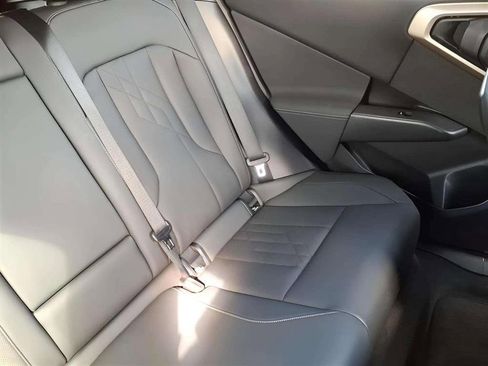 Used 2025 BMW X3 xDrive30i image 18