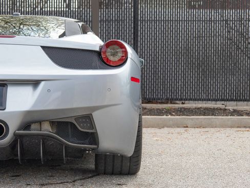Used 2011 Ferrari 458 Italia Coupe image 29