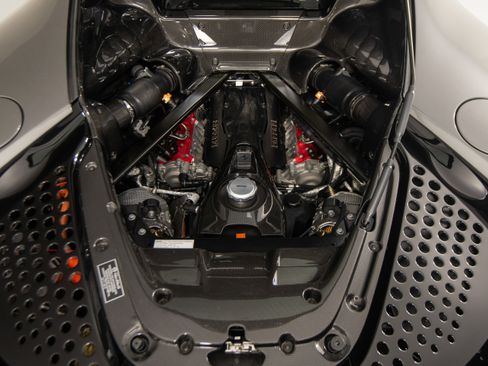 Certified 2021 Ferrari SF90 Stradale AWD/4WD image 19