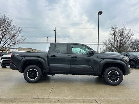New 2026 Toyota Tacoma TRD Off-Road AWD/4WD image 6