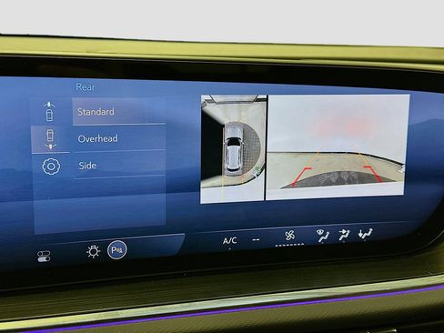 Used 2024 Buick Envision Preferred image 23