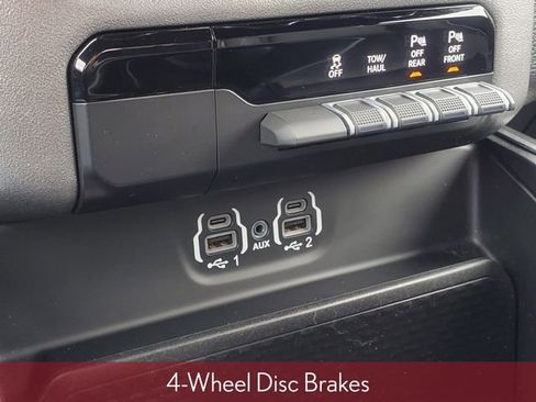 Used 2020 RAM 1500 Laramie w/ Sport Appearance Package AWD/4WD image 35