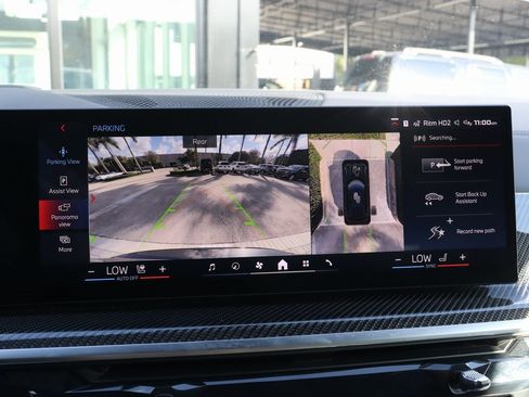 Used 2026 BMW X5 M60i image 36