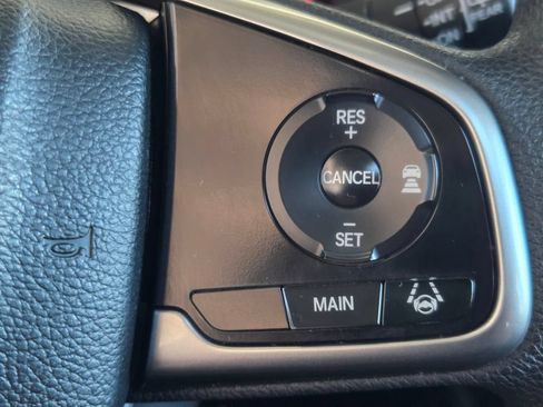 Used 2017 Honda CR-V EX image 7