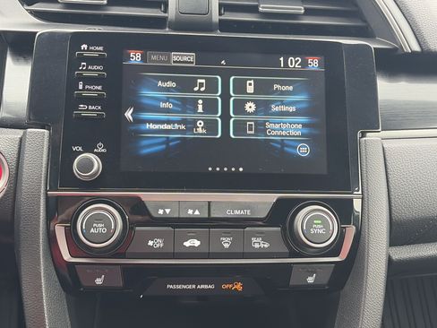 Certified 2021 Honda Civic EX image 28
