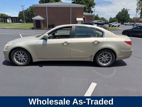 Used 2009 Hyundai Genesis 3.8 RWD image 8