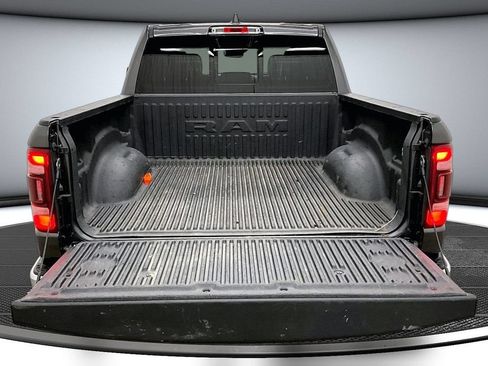 Used 2021 RAM 1500 Laramie AWD/4WD image 7