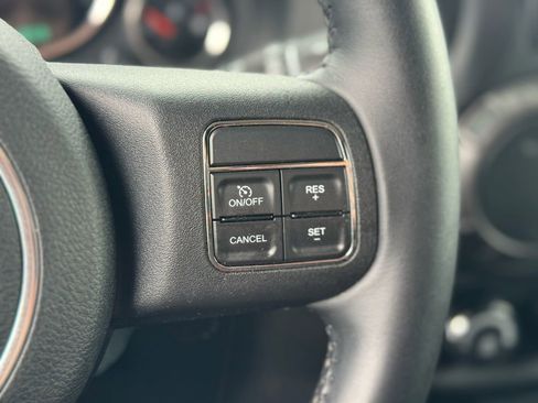 Used 2012 Jeep Wrangler Unlimited Sport AWD/4WD image 13