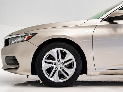 Used 2020 Honda Accord LX image 29