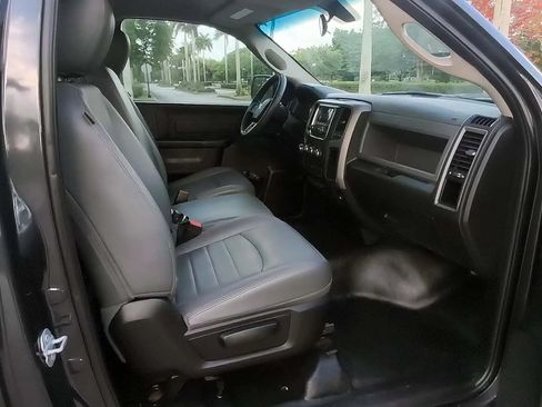 Used 2017 RAM 1500 Tradesman RWD image 19