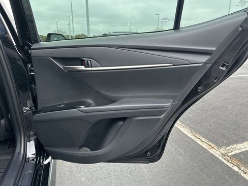 Certified 2025 Toyota Camry SE w/ Convenience Package image 11