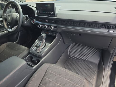 Used 2024 Honda CR-V Sport image 11