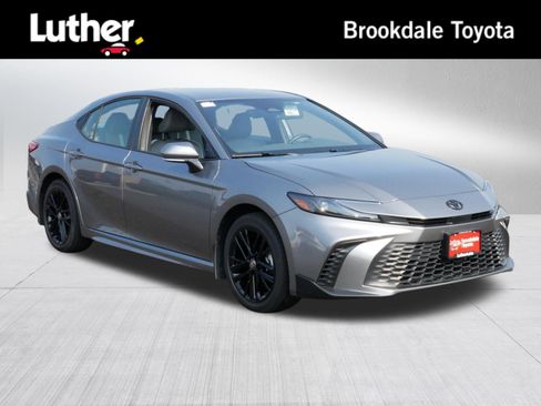 Certified 2025 Toyota Camry SE w/ Convenience Package AWD/4WD image 1