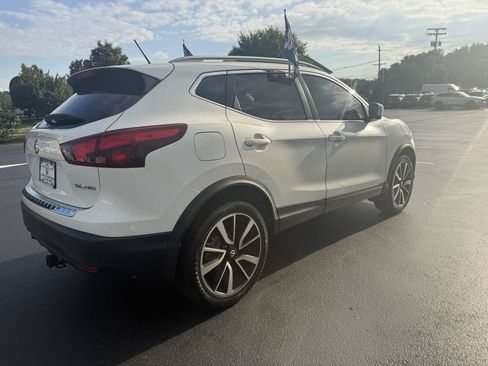 Used 2018 Nissan Rogue Sport SL w/ SL Premium Package AWD/4WD image 5