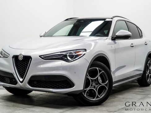 Used 2023 Alfa Romeo Stelvio Ti image 1
