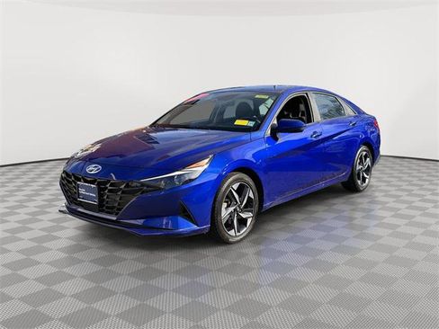 Certified 2023 Hyundai Elantra SEL w/ Convenience Package image 7