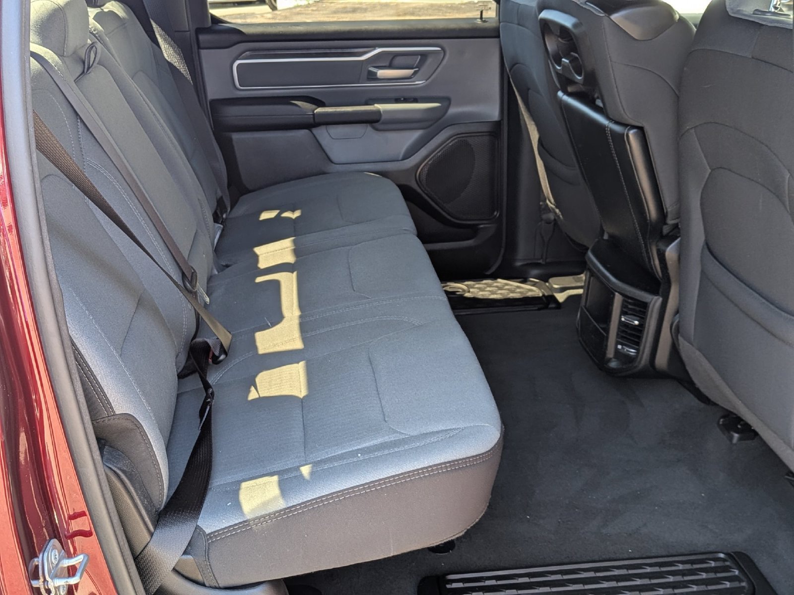 Used 2022 RAM 1500 Big Horn AWD/4WD image 22