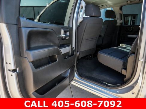 Used 2018 Chevrolet Silverado 1500 LT w/ Texas Edition AWD/4WD image 38