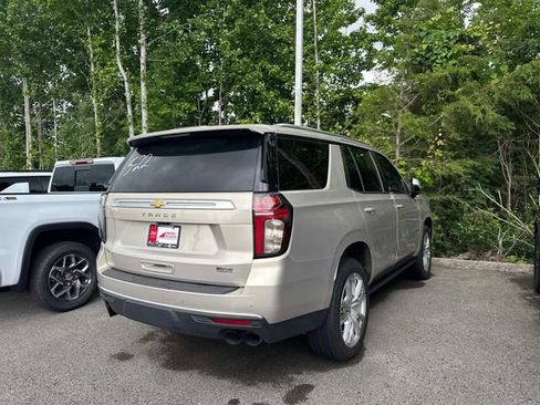 Used 2021 Chevrolet Tahoe High Country w/ Premium Package AWD/4WD image 7