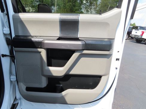 Used 2019 Ford F250 XLT w/ XLT Value Package image 42