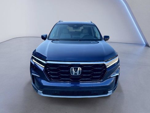Used 2023 Honda Pilot Touring image 5