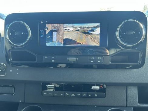 New 2025 Mercedes-Benz Sprinter 2500 image 19