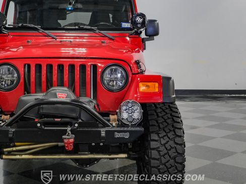 Used 2005 Jeep Wrangler Unlimited Rubicon w/ Security Group AWD/4WD image 21