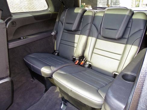 Used 2014 Mercedes-Benz GL 63 AMG 4MATIC image 15