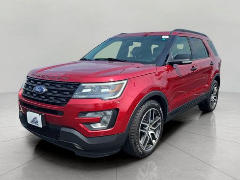 Used 2017 Ford Explorer Sport w/ Equipment Group 401A AWD/4WD image 4